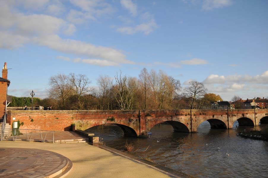 Bridge over the Avon in winter.