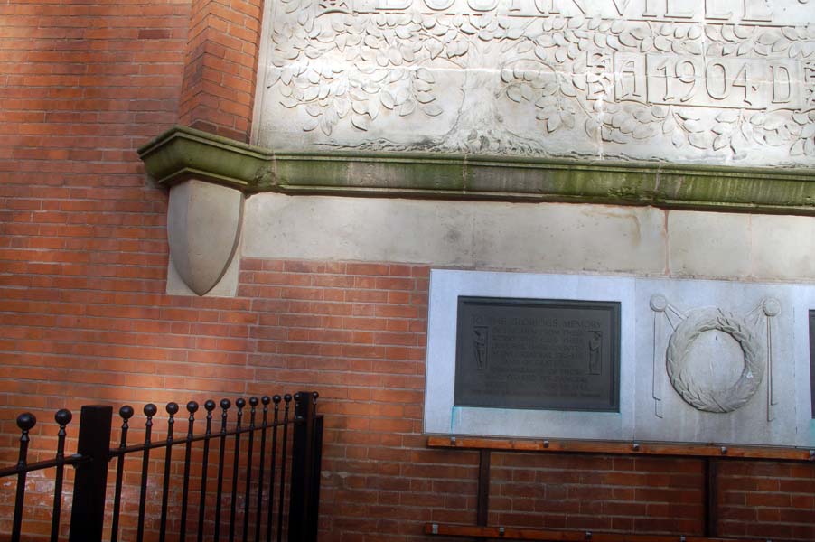 The war memorial, Bournville.