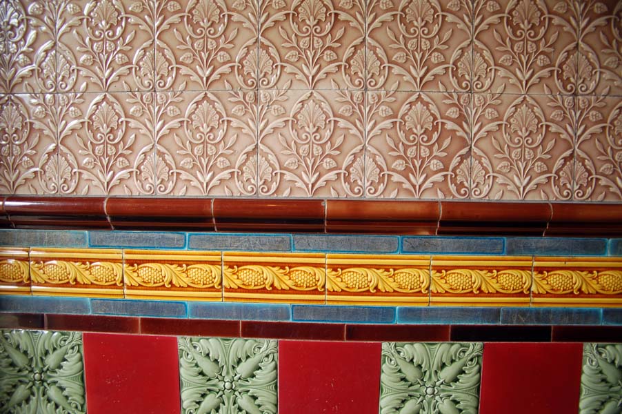 Victorian tiling, the Barton Arms.