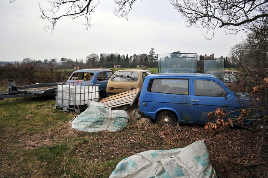 Abandoned three wheeler cars.