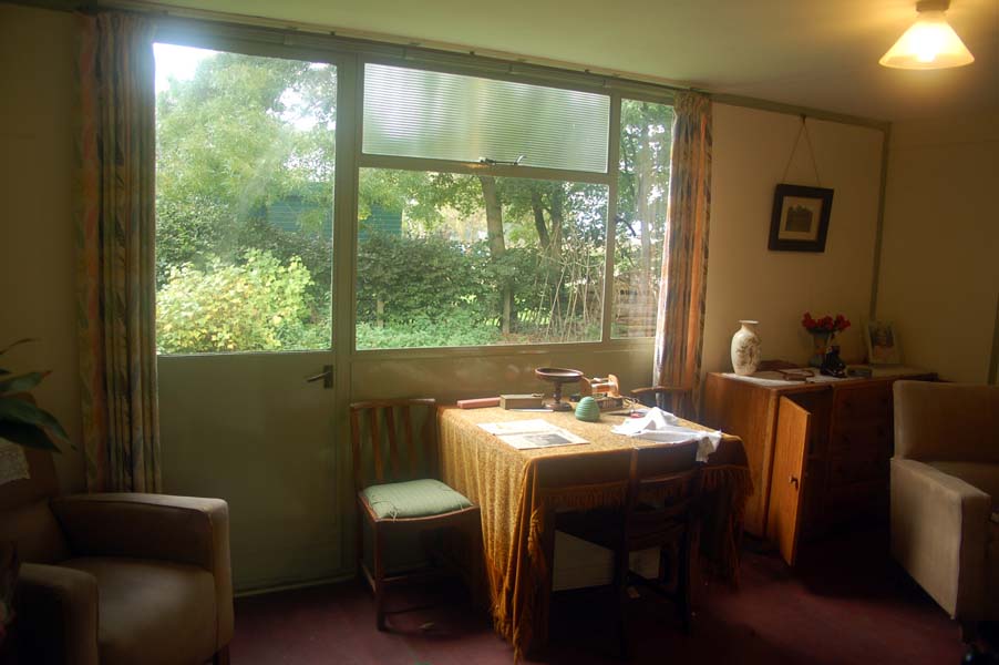 Pre fab interior, Avoncroft museum.