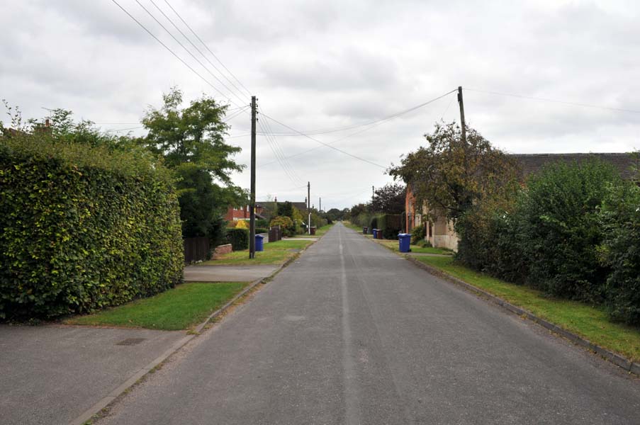 Yoxhall, the straight track.