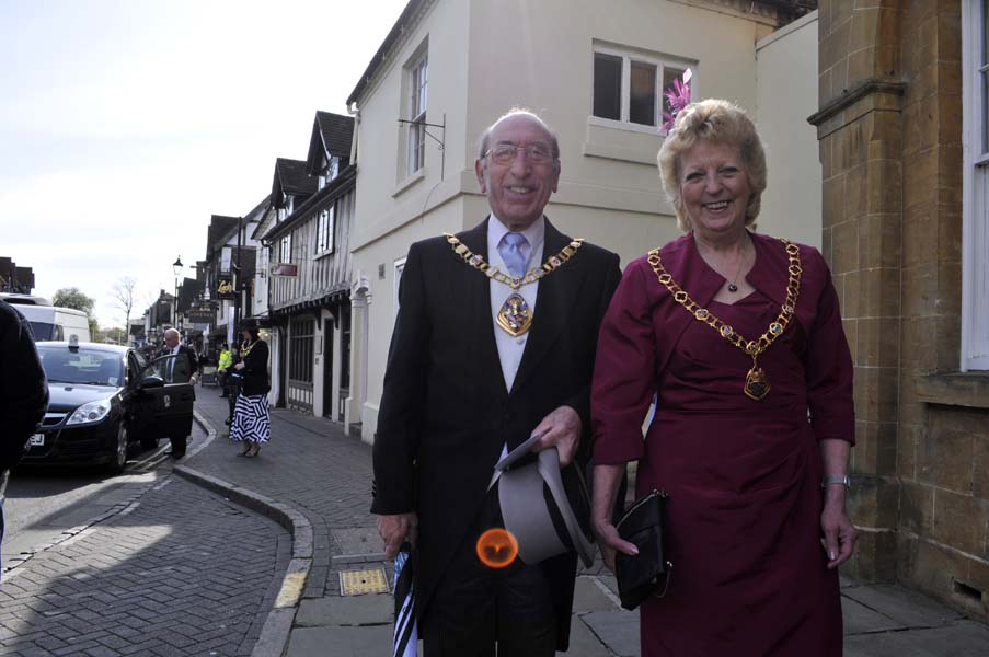 His worship the mayor and lady mayoress, Stratford.