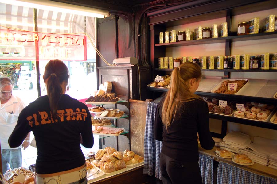 The Hathaway tea rooms. Stratford.